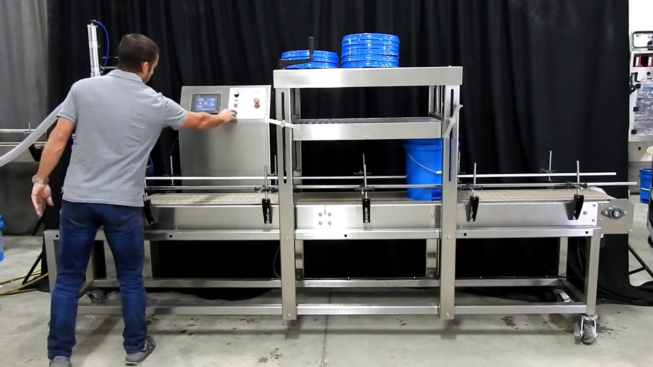 Semi-Automatic Electronic Net Weight Filling Machine, model PWF-1S ...